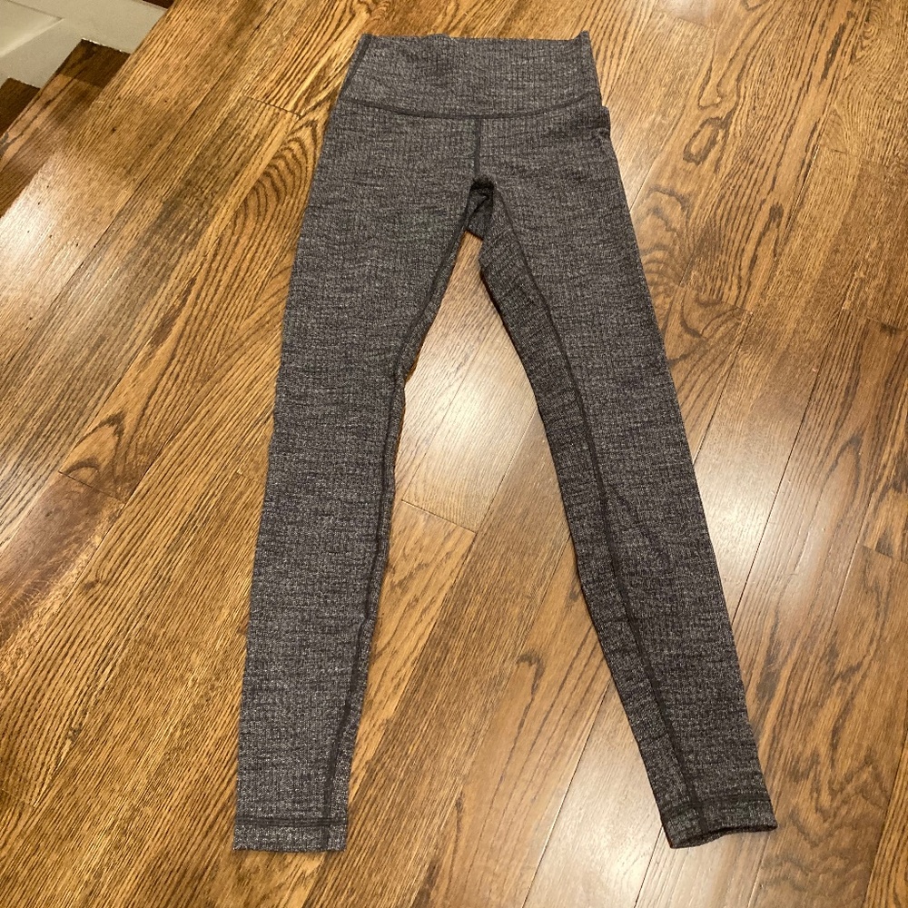 Gray lululemon aline pants size 6